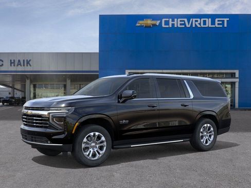 New 2026 Chevrolet Suburban LT w/ Comfort Package RWD image 2