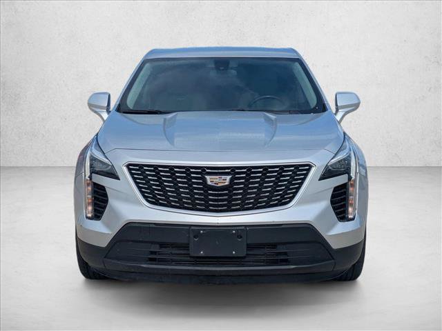 Used 2019 Cadillac XT4 Luxury FWD image 2