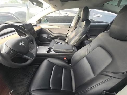 Used 2023 Tesla Model 3 Standard Range RWD image 33