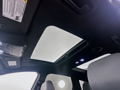 Used 2023 Buick Enclave Essence w/ Experience Buick Package image 25