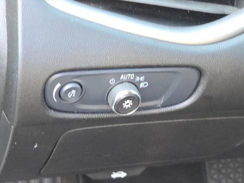 Certified 2024 Chevrolet Malibu LT FWD image 27