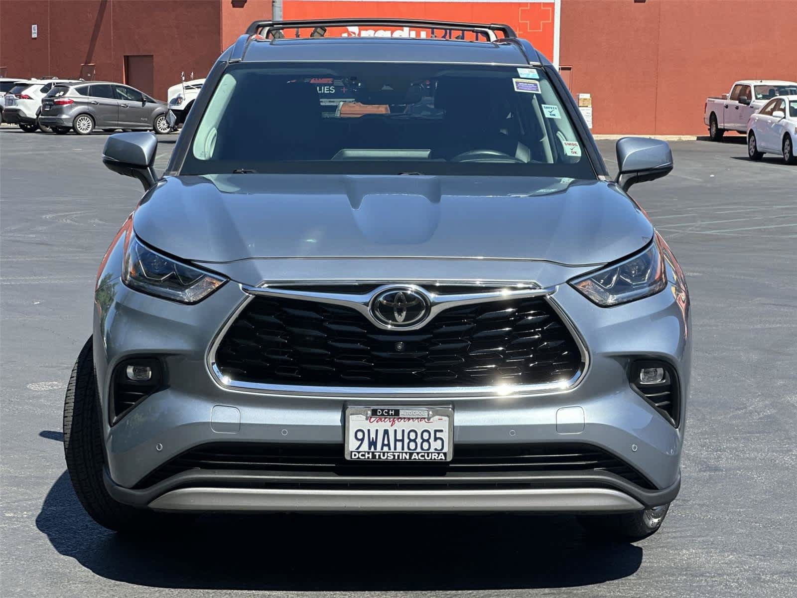 Used 2022 Toyota Highlander Platinum FWD image 7