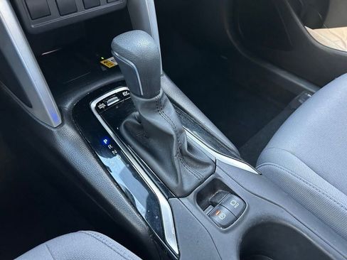 Used 2023 Toyota Corolla Cross SE image 26