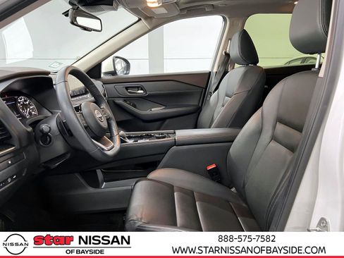 Used 2023 Nissan Rogue SL image 17