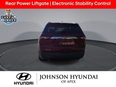 Used 2019 Chevrolet Traverse LT image 8