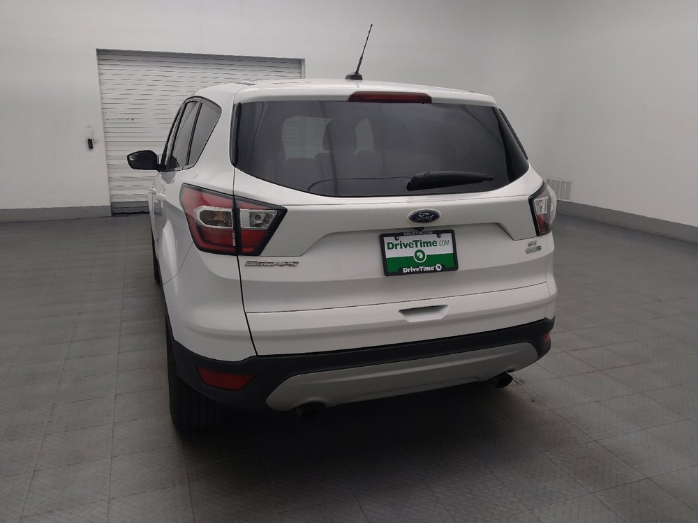 Used 2017 Ford Escape SE AWD/4WD image 6