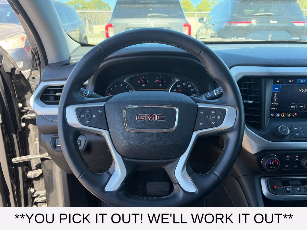 Used 2023 GMC Acadia SLT AWD/4WD image 12