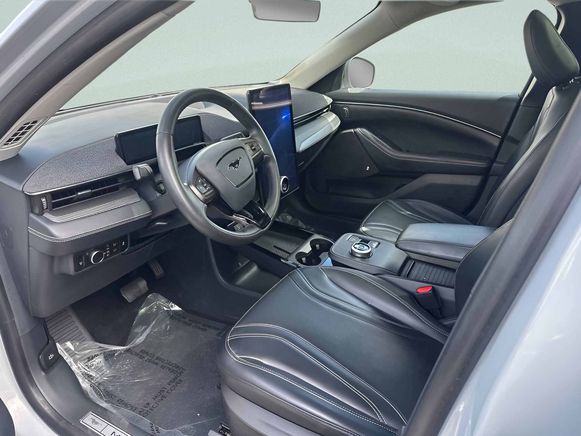 Used 2023 Ford Mustang Mach-E Premium AWD/4WD image 23