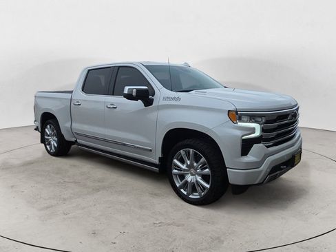 Used 2023 Chevrolet Silverado 1500 High Country w/ High Country Premium Package AWD/4WD image 7