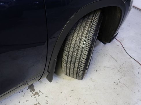 Used 2024 Toyota Highlander Platinum image 45