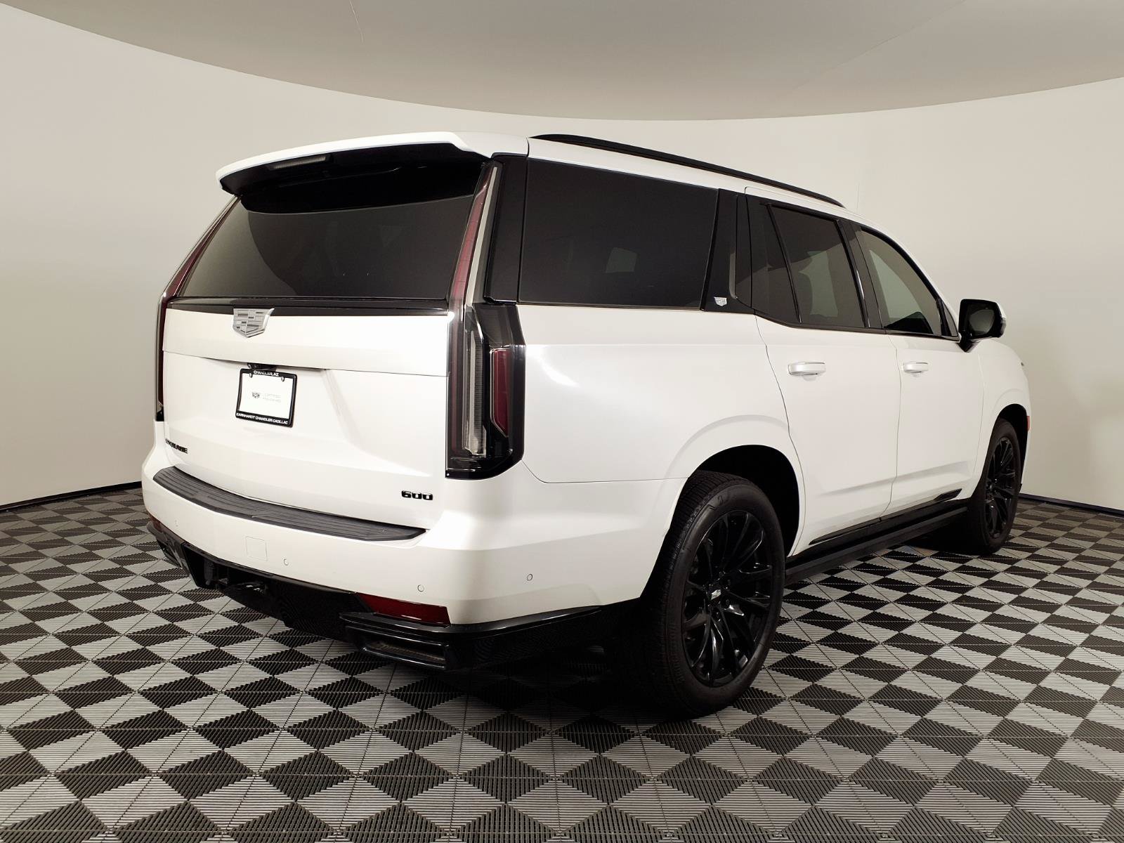 Certified 2024 Cadillac Escalade Sport w/ LPO, ONYX Package AWD/4WD image 4