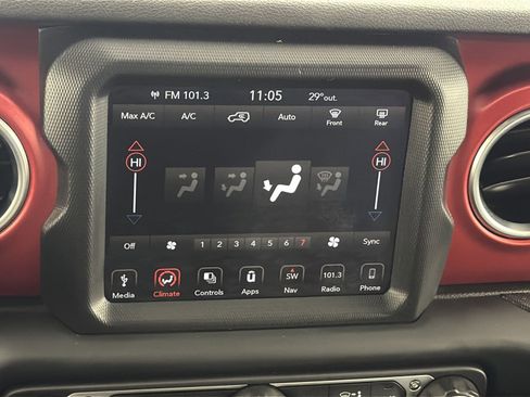 Used 2018 Jeep Wrangler Rubicon image 21