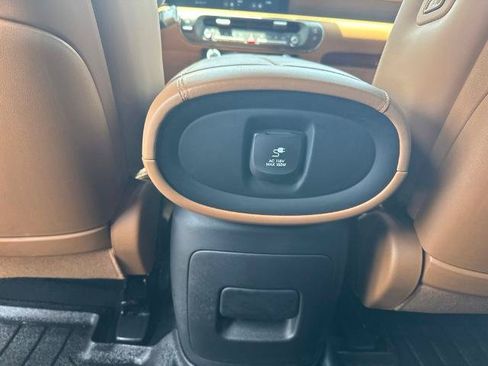 Used 2026 Hyundai Palisade Calligraphy FWD image 18