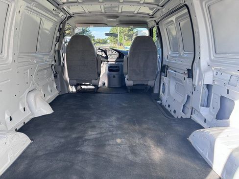 Used 2002 Ford E-250 and Econoline 250 image 39