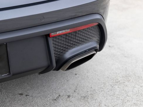 Certified 2023 Porsche Macan AWD/4WD image 24