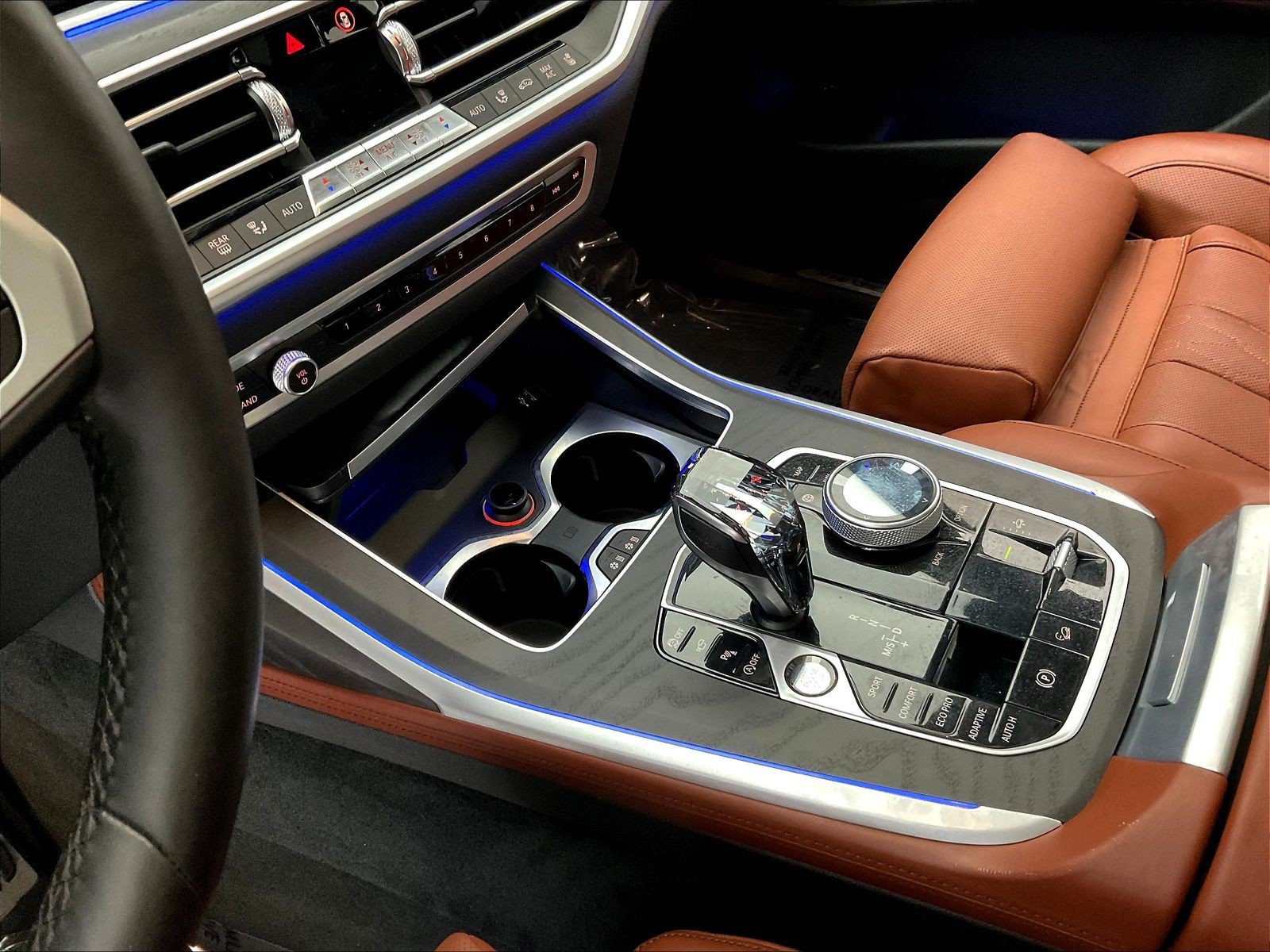 Used 2022 BMW X7 M50i AWD/4WD image 18