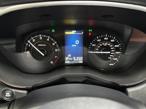 Used 2021 Subaru Crosstrek 2.0i Premium w/ Moonroof Package AWD/4WD image 18