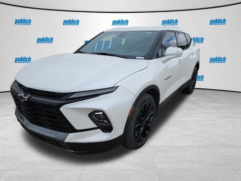 Certified 2024 Chevrolet Blazer Premier w/ LPO, Black Sport Package AWD/4WD image 3