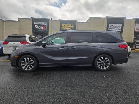 Used 2024 Honda Odyssey EX-L image 10