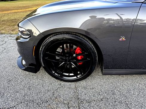 Used 2016 Dodge Charger R/T Scat Pack w/ Driver Confidence Group image 13