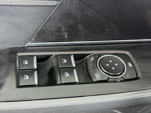 Used 2022 Ford F150 XLT w/ Equipment Group 302A High image 13