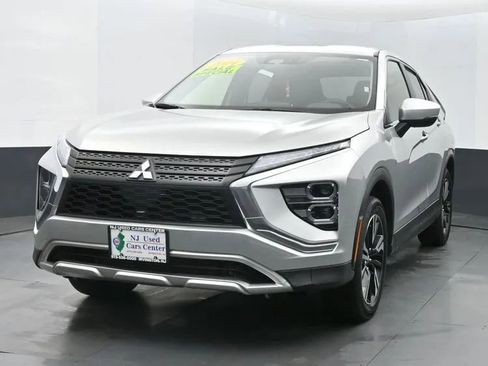 Used 2024 Mitsubishi Eclipse Cross SE image 1