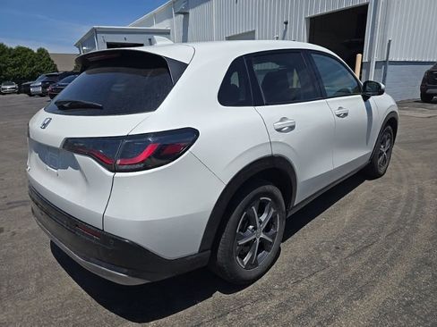 Used 2024 Honda HR-V EX-L image 8