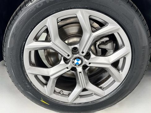 Used 2024 BMW X3 xDrive30i w/ Premium Package AWD/4WD image 32