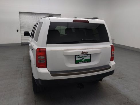 Used 2017 Jeep Patriot 75th Anniversary w/ Power Value Group FWD image 6