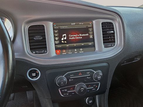 Used 2023 Dodge Charger SXT RWD image 19