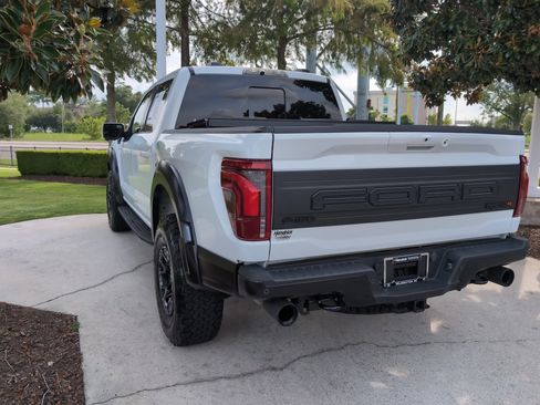Used 2025 Ford F150 Raptor w/ Equipment Group 803A Raptor R AWD/4WD image 8