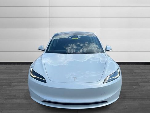 Used 2025 Tesla Model 3 Long Range RWD image 8