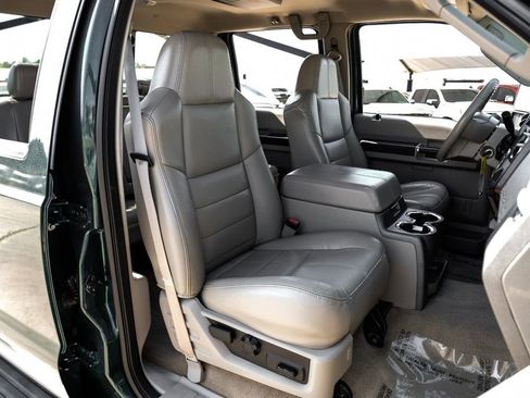 Used 2008 Ford F350 Lariat image 33