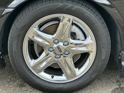 Used 2002 Lincoln LS image 41