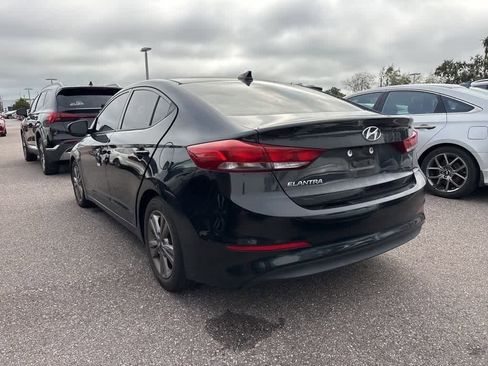 Used 2018 Hyundai Elantra SEL image 2