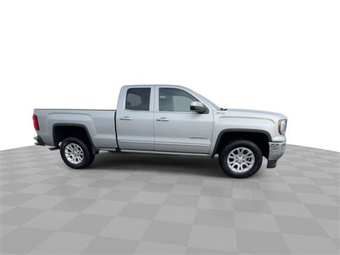 Certified 2019 GMC Sierra 1500 SLE w/ SLE Value Package image 9