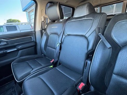Used 2022 RAM 1500 Laramie AWD/4WD image 17