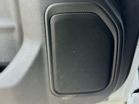 Used 2023 Chevrolet Silverado 1500 Custom image 19