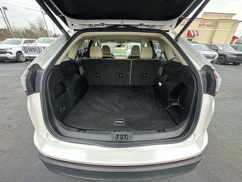 Used 2018 Ford Edge SEL w/ Equipment Group 201A image 23