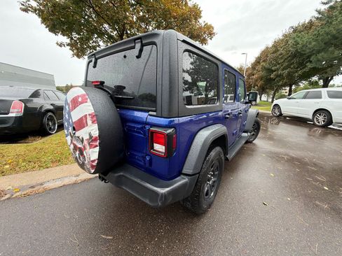 Used 2018 Jeep Wrangler Unlimited Sport AWD/4WD image 5