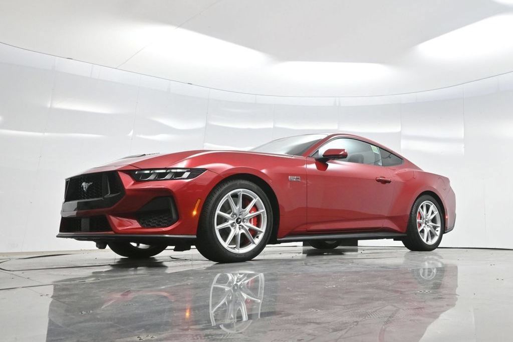 Used 2024 Ford Mustang GT Premium RWD image 15