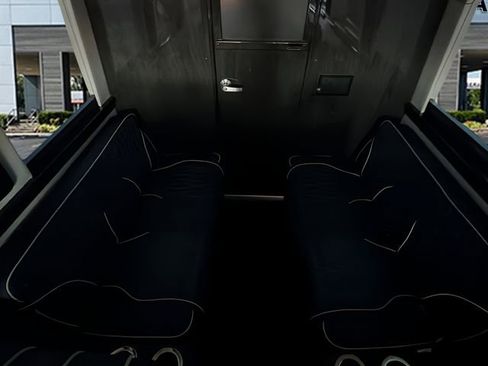 Used 2024 Mercedes-Benz Sprinter 3500 image 20