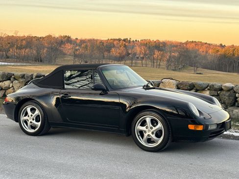 Used 1998 Porsche 911 Carrera image 18