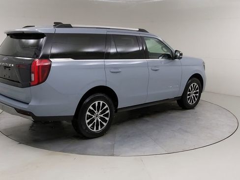 New 2025 Ford Expedition Platinum image 15