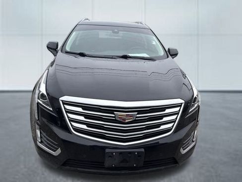 Used 2017 Cadillac XT5 Luxury w/ Driver Awareness Package image 6