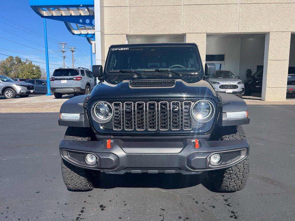 Used 2026 Jeep Gladiator Mojave AWD/4WD image 2