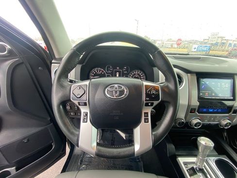 Used 2018 Toyota Tundra Limited w/ Limited Premium Package AWD/4WD image 13