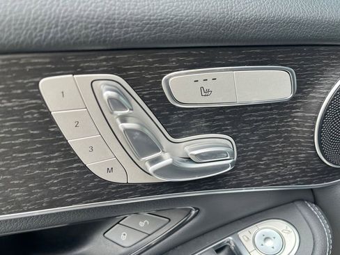 Certified 2022 Mercedes-Benz GLC 300 4MATIC w/ AMG Line image 21