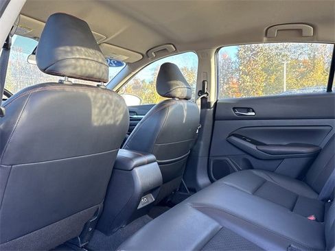 Used 2023 Nissan Altima 2.5 SR image 10