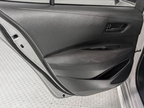 Used 2022 Toyota Corolla LE w/ LE Convenience Package FWD image 14